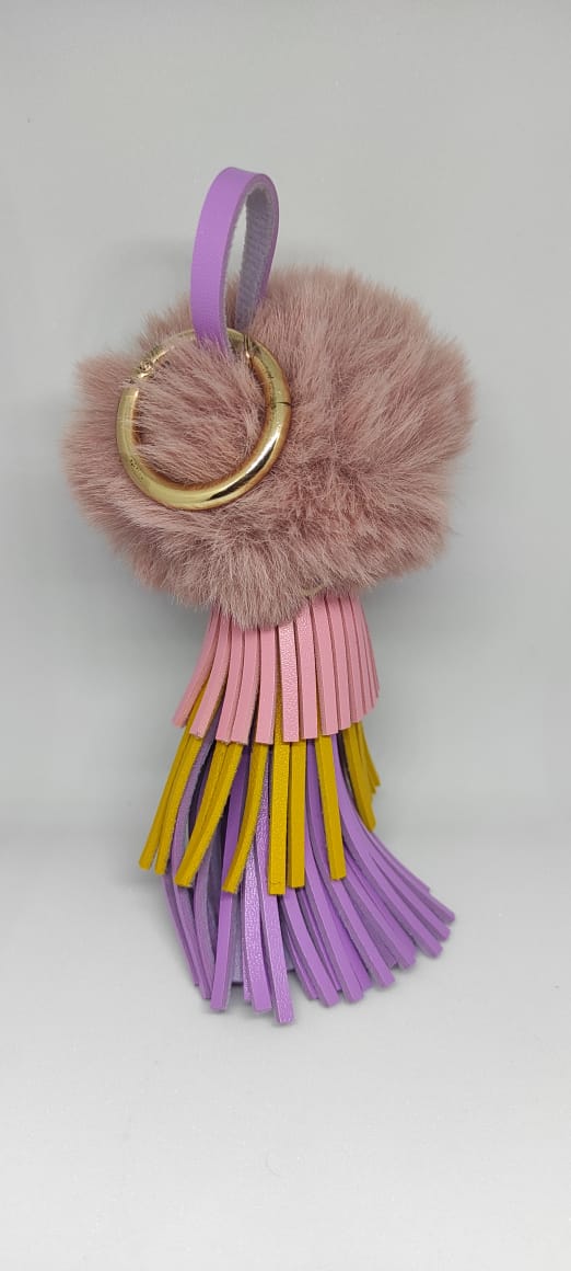Snowy Pom Pom Keychain