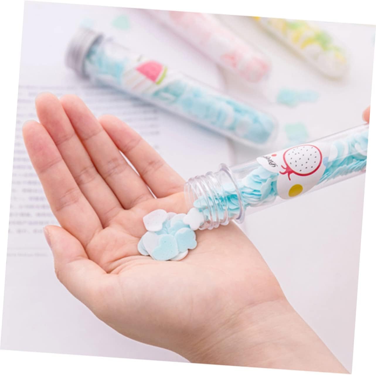 2 Pcs Portable Disposable Paper Soap Round Heart-shaped Mini Slice Sheets for Outdoor Washing Cleaning Hand Travel Camping Hiking (Random Color)