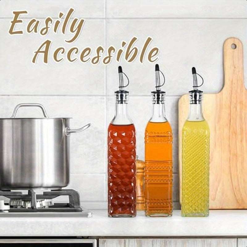 1 Pc Glass Oil Dispensers 500ml Oil and Vinegar Bottle with Pourer Square Shape (Random Design)