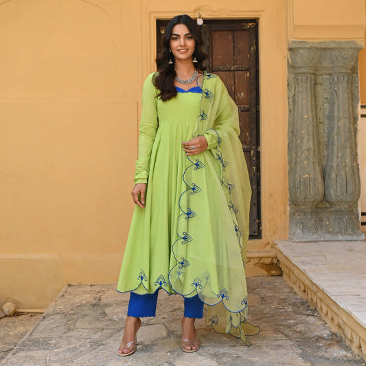 PRAKRITI SUIT SET