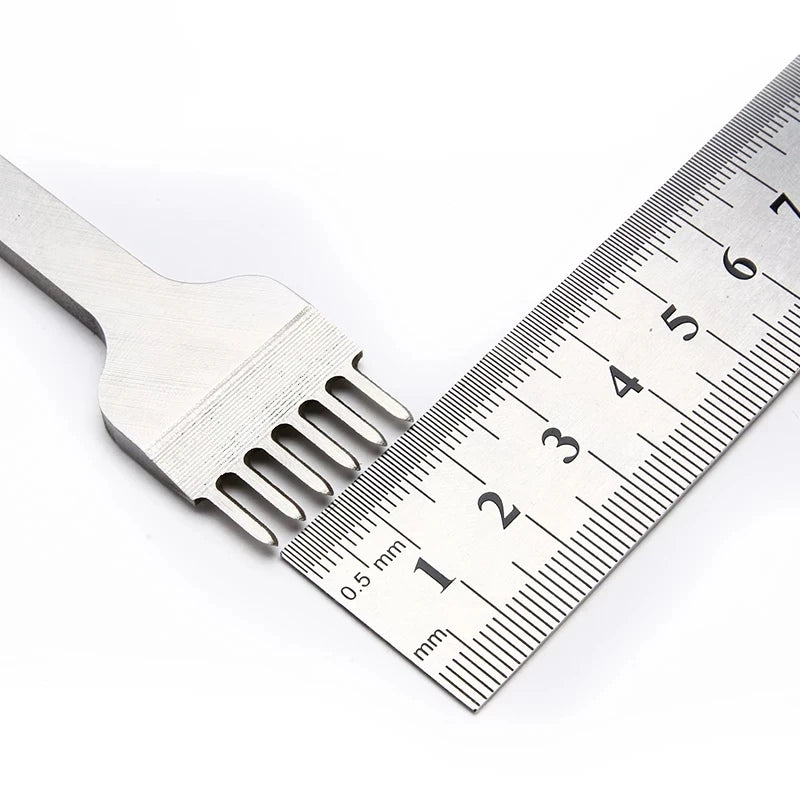 4Pcs/ set Leather Craft Tool Set Stainless Steel Hole Chisel Graving Stitching Punch Tools Kit 4 size for choose