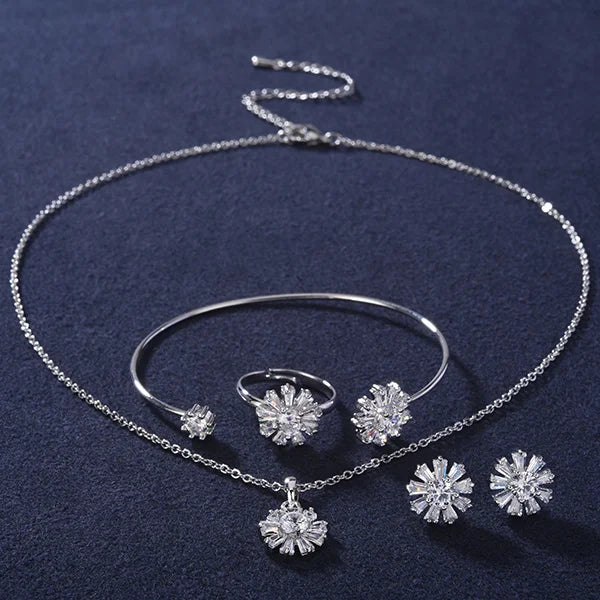 Child Jewelry Set HADIYANA Flower Design Girl Gift Fashion Child Necklace Earring Ring And Bracelet Set ET0001 Conjunto de joyas