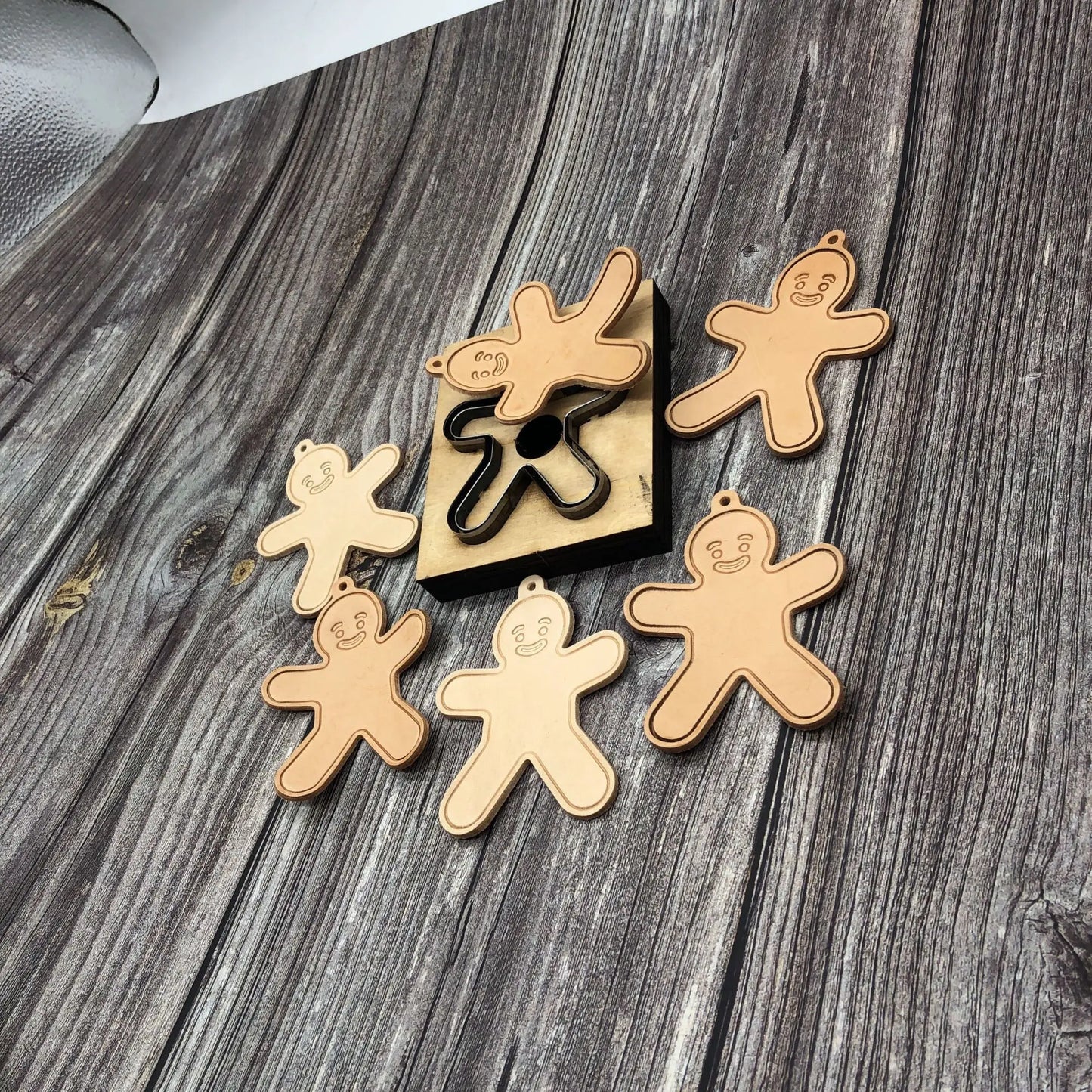 Gingerbread Man Pendant Knife Gingerbread Man Die