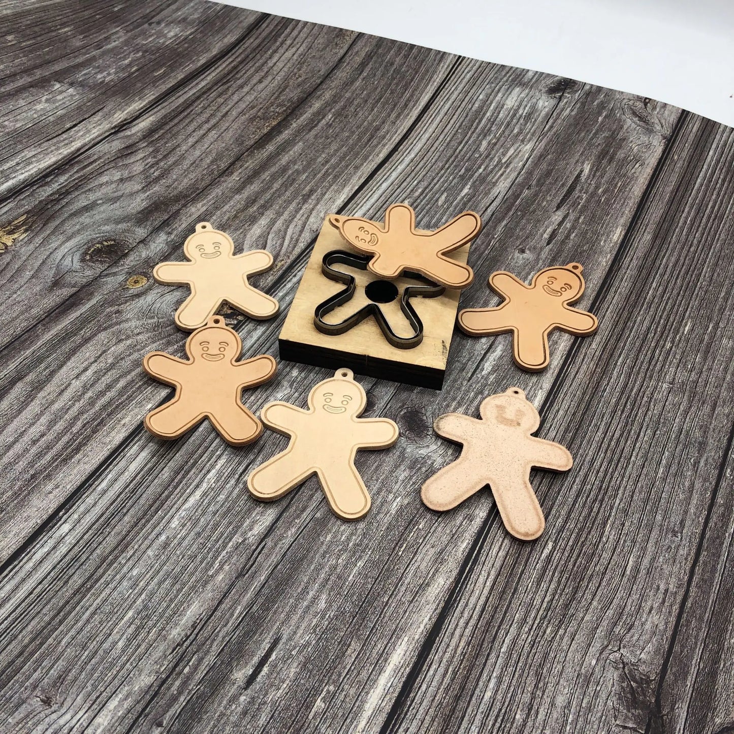 Gingerbread Man Pendant Knife Gingerbread Man Die