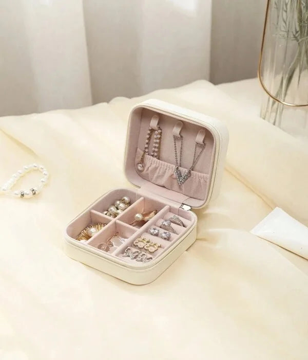 Portable Mini Travel Jewelry Box, Travel Mini Storage Organizer Portable Display Storage Box For Rings Earrings Necklaces