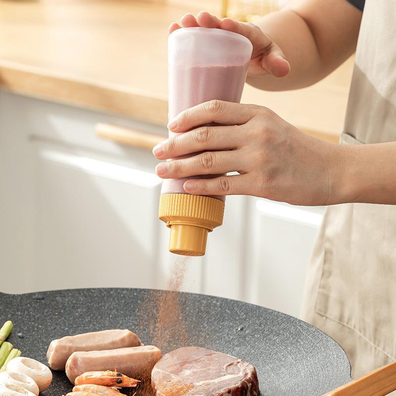1Pc 350 ml Plastic Barbecue Powder Sprinkler Bottle Salt Shaker Seasoning Jar Pepper Powder sprinkler Jar Seasoning Bottle