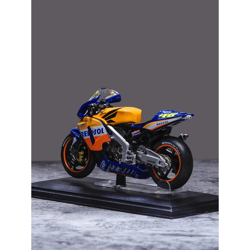 Honda NSR500cc Metal Simulation Two-stroke Motorcycle Sports Motorcycle Model Boutique Collection with Acrylic Display Box