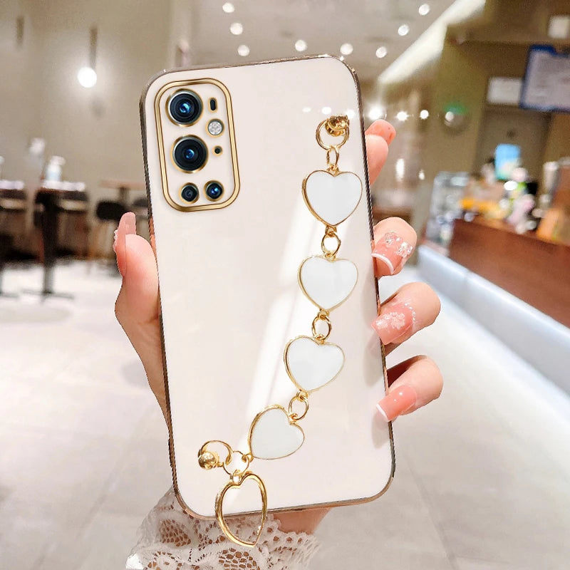 Fashion Plating Love Heart Bracelet Pearl Chain Phone Case For OnePlus 8 8Pro 8T 9 9Pro OnePlus Nord 2 5G Not Phone1 Back Cover