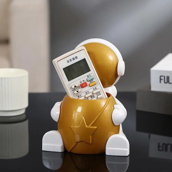 Astronaut Wall Mounted Multiuse Holder