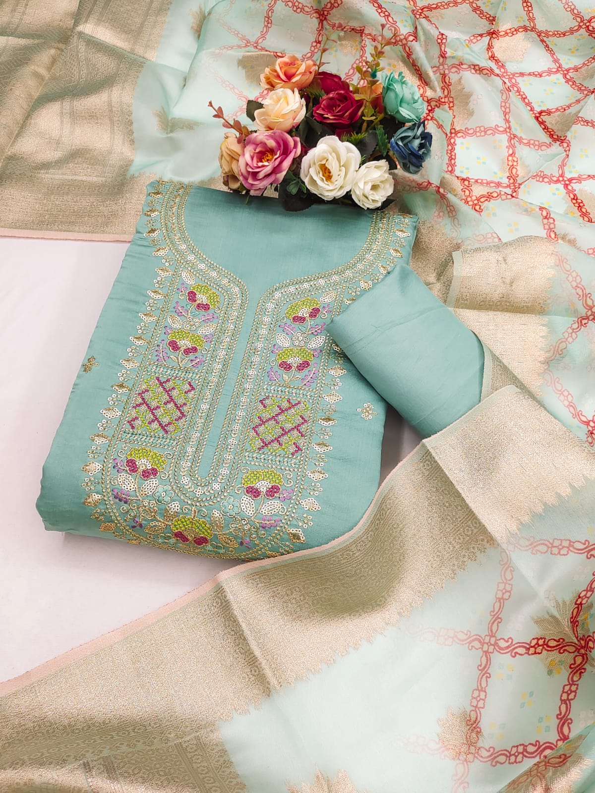 Sea Green Threadwork Organza Unstitched Salwar Suit