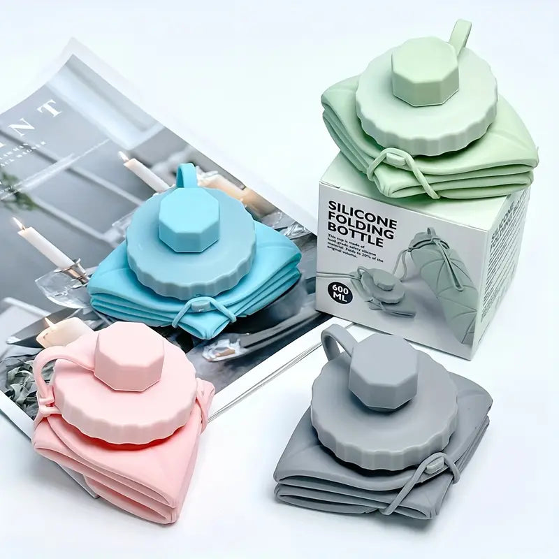 Portable Silicone Water Bottle – 600ML Leak-Proof & Space-Saving Design (random color)